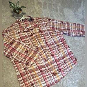 Vintage Women’s Lemon Grass Button up blouse 3/4 sleeves excellent condition XL